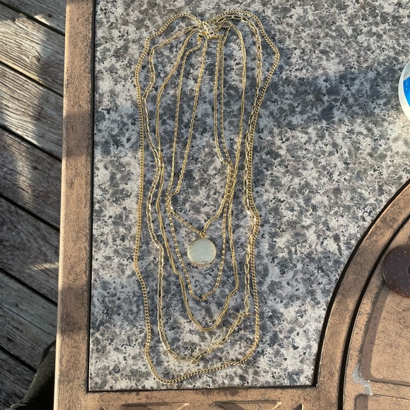 Vintage Gold layered locket necklace - Picture 6 of 11